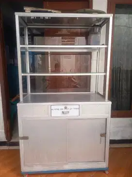 Etalase Makan dan Minuman