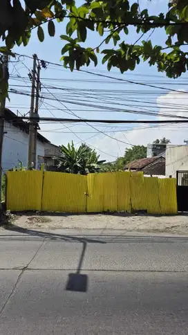 Tanah Raya Manukan Kulon
