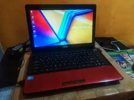 Asus X. Office. Photoshop, Illustrator. Lightroom. Sketchup. 20 Games