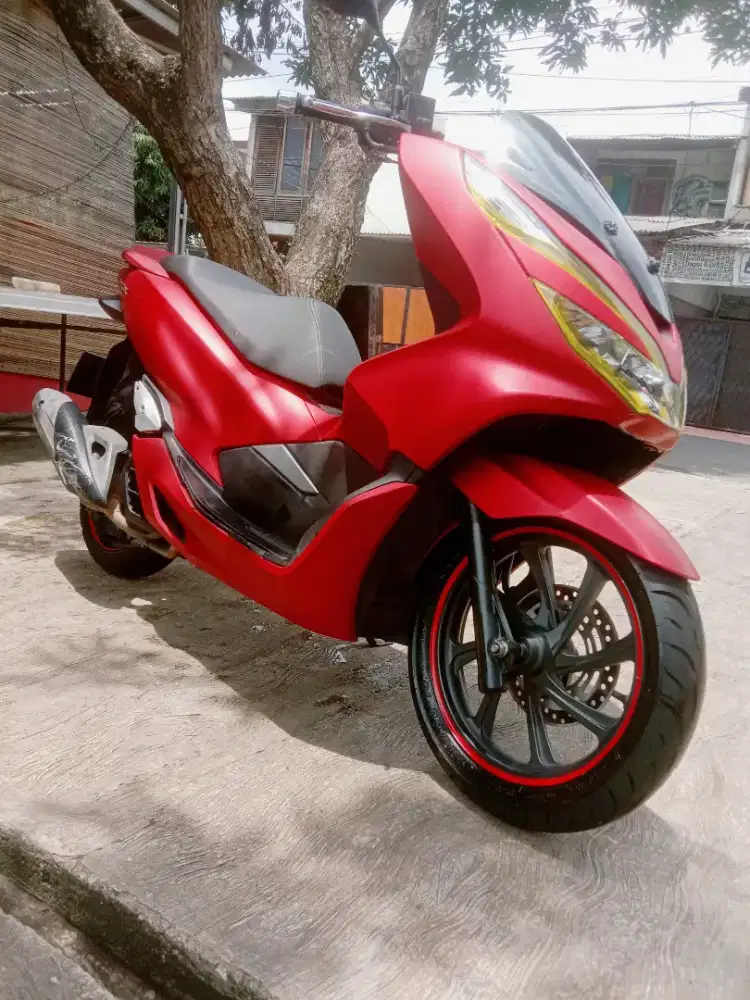 Honda PCX CBS 2018 Warna Matte Red
