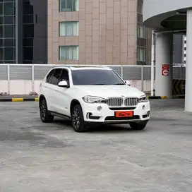 BMW X5 3.0 sDrive XLine 2016 pemakaian 2017 putih matic
