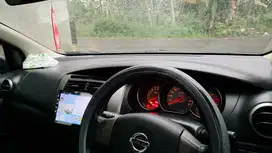 Jual santai mobil keluarga kesayangan