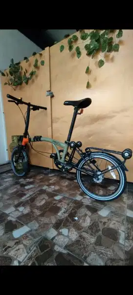 Sepeda Lipat 16 inch mulus baru dipakai beberapa kali