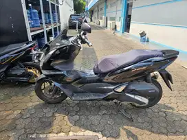 Honda Pcx abs 2022 hitam