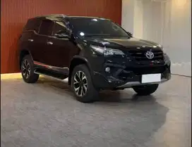 Toyota Fortuner VRZ TRD 2.4 AT Tahun 2019