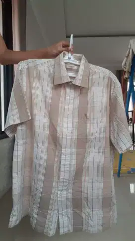 Burberry kemeja pria