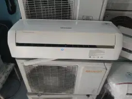 Sharp 1/2pk bergaransi 3bulan