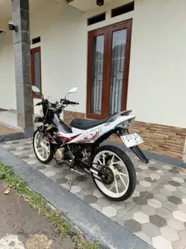Suzuki satria F150 bagus