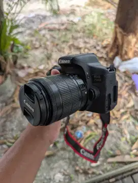 Kamera Canon 750D