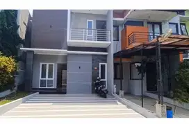 Disewakan Rumah 2 Lantai Untuk Kantor