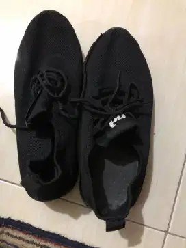 Sepatu non brand