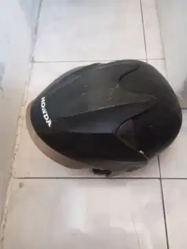 Helm ori HONDA.