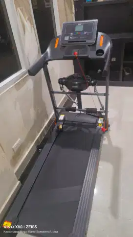 Alat Treadmil merk TopGym casablanca