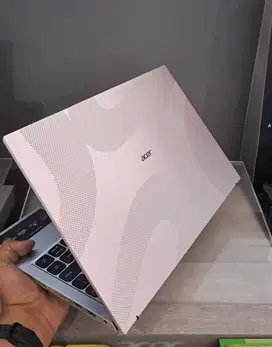 Laptop tipis ringan. Acer Aspire Lite core i3 1215U