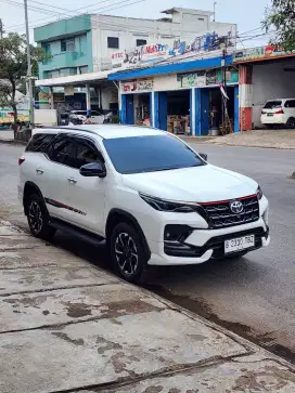 VRZ TRD 2.4 AT DIESEL 2020