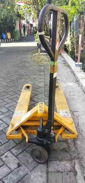 Jual Hand pallet Krisbow 2 ton