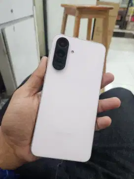 Sein LIKE NEW samsung A56 8/256gb garansi ON mulus no minus