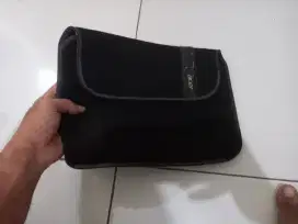 Tas notebook masih bagus