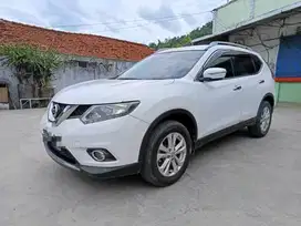 Dijual nissan xtrail 2.0 MT