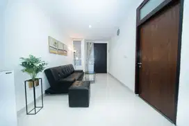 Dijual  Rumah 2 lantai  Alam Sutera  Siap Huni
