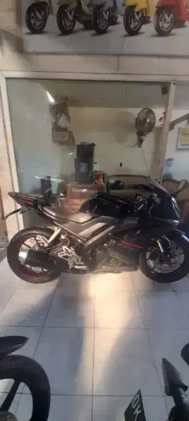 Yamaha R 15 yg thn 2018 cash /kredit Bali dharma motor