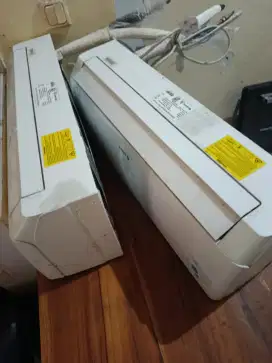 Jual cepat AC GREE 1 PK dua unit