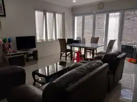 Dijuall Rumah 2 lt di Taman Chrisan Kencana Loka BSD