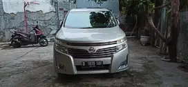 Nissan Elgrand 2011 Bensin