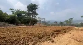 Punya Villa Rustic di Puncak 2? bisa banget!