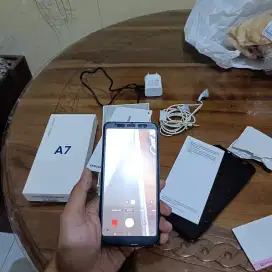 Samsung A7 6\128 biru