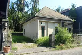 RUMAH TINGGAL SEDERHANA SATU LANTAI DI PERING - GIANYAR