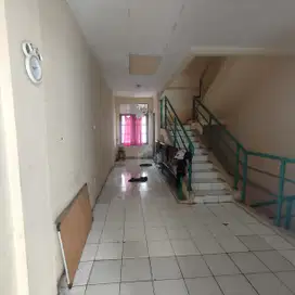 Disewakan ruko 1000