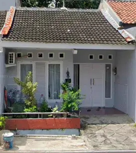 Rumah dijual di Bukit Cendana, Sambiroto, dekat Citra Grand Semarang