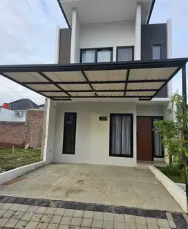 Disewakan Rumah Baru 2 Lantai Di Pandanaran Avenue Tembalang