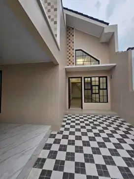Rumah Modern Siap Huni Model Mezanin Bebas Baniir.