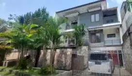 Rumah Villa Duta baranangsiang