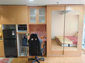 DIJUAL APARTMENT FURNIS VIEW GUNUNG BISA NEGO ROYAL SENTUL PARK LRT