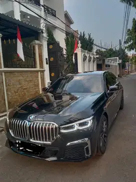 BMW 730Li 2022 5rb KM only