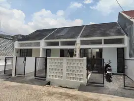 rumah Gresik dijual di Menganti di banyu urip