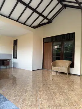 Dijual Murah Rumah Sudah Renov Taman Pinang dkt Pondok Mutiara