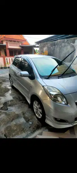Toyota Yaris s 2010 manual