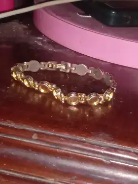 Gelang tangan vintage 1970s