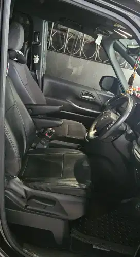Toyota voxy 2022