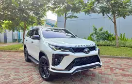 [KM 4.000]TOYOTA FORTUNER VRZ GR 2.8 TSS AERO PACKAGE PUTIH 2025