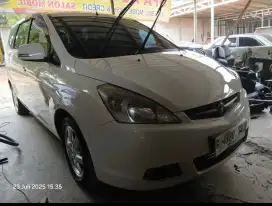 Proton Exora Supreme 2012