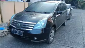 Nissan grand livina ultimate 2010 matic