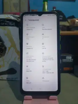 Realme C12 3/32 Minus Bercak Item Dikit Bagian Atas Kiri Ga Ngaruh