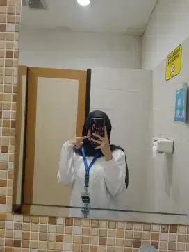 Mencari pekerjaan di jelambar