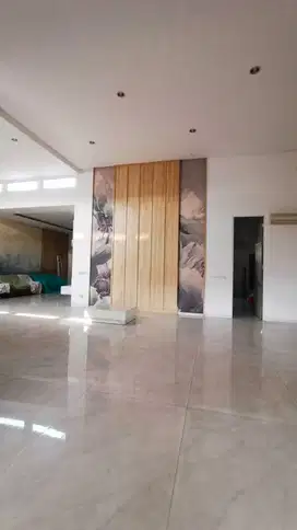 Disewakan Rumah di Kertomenanggal Gayungan dekat Royal Plaza