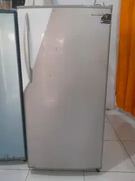 Kulkas 1 Pintu Murah Meriah Bergaransi